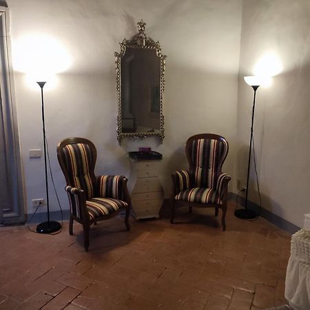 Otello Appartamento In Palazzo Storico - Palazzo Tolomei Firenze Eksteriør billede
