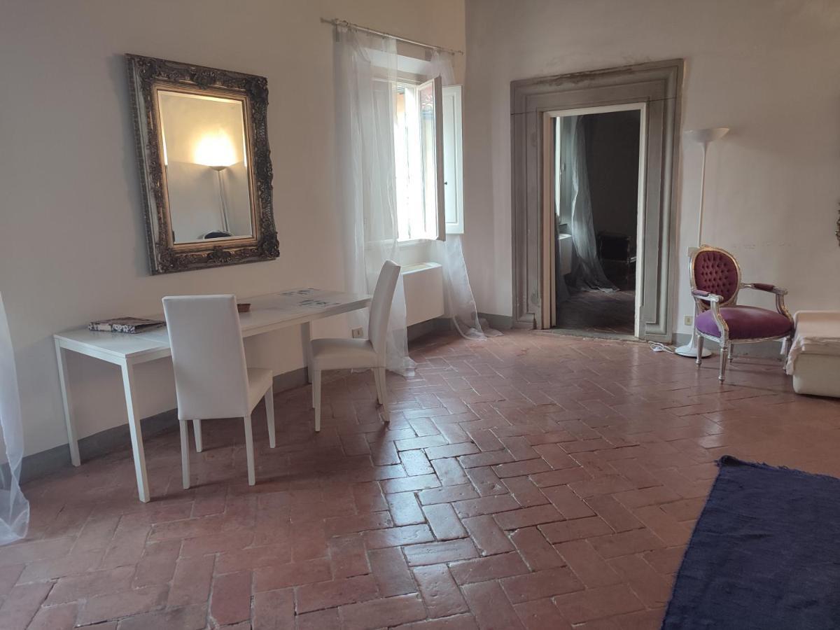 Otello Appartamento In Palazzo Storico - Palazzo Tolomei Firenze Eksteriør billede